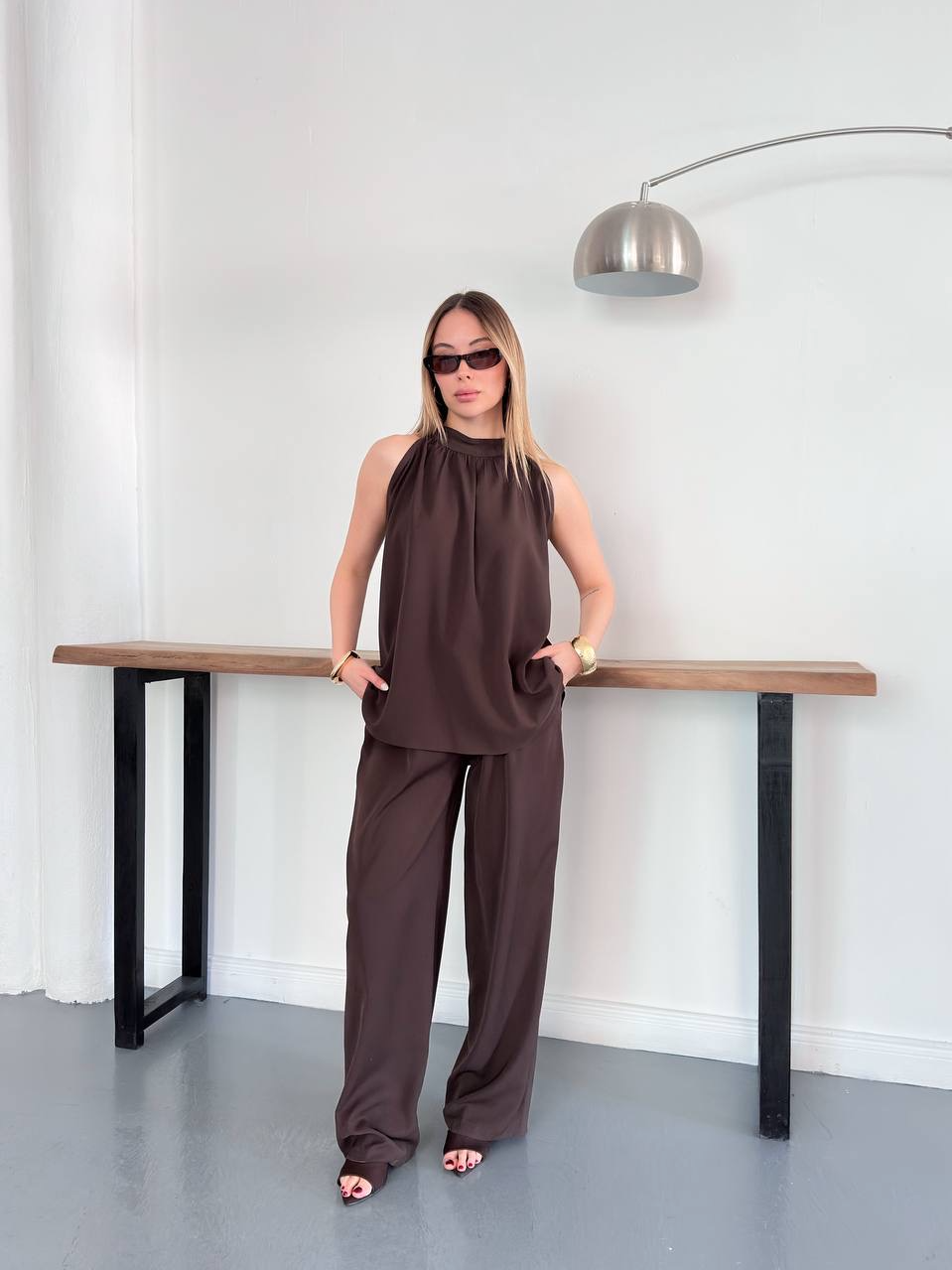 Halter Yaka Bluz & Geniş Paça Pantolon Takım - 2