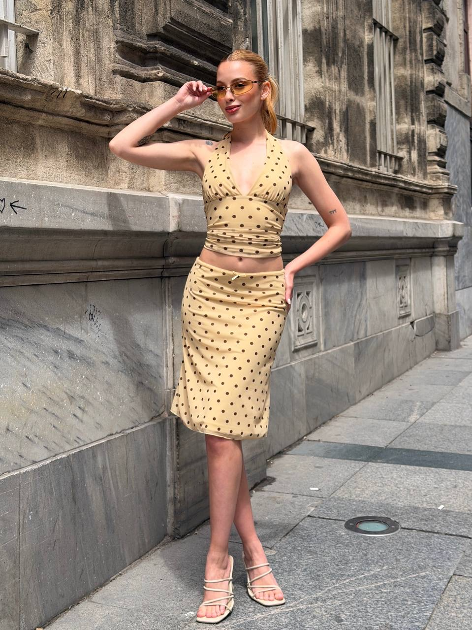 Puantiyeli Halter Yaka Crop Top & Midi Etek Takım