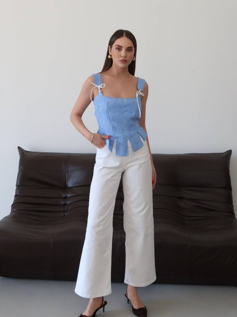 Korse Dikişli Fiyonk Askılı Bluz